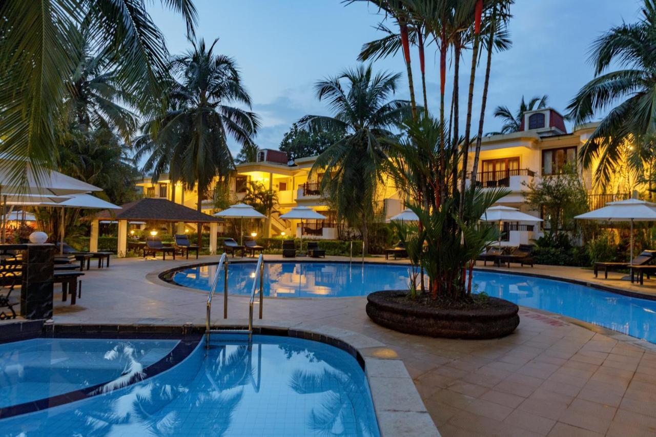 Sonesta Inns Beach Resort - Candolim Beach Экстерьер фото