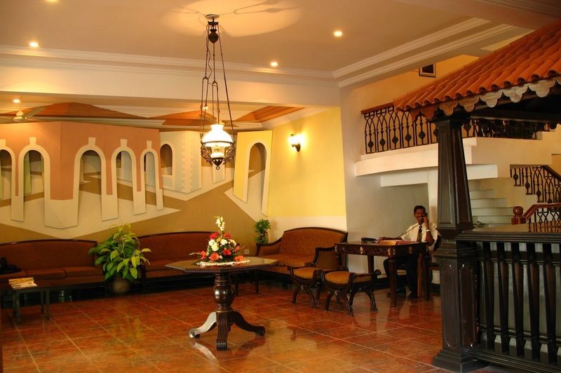 Sonesta Inns Beach Resort - Candolim Beach Экстерьер фото