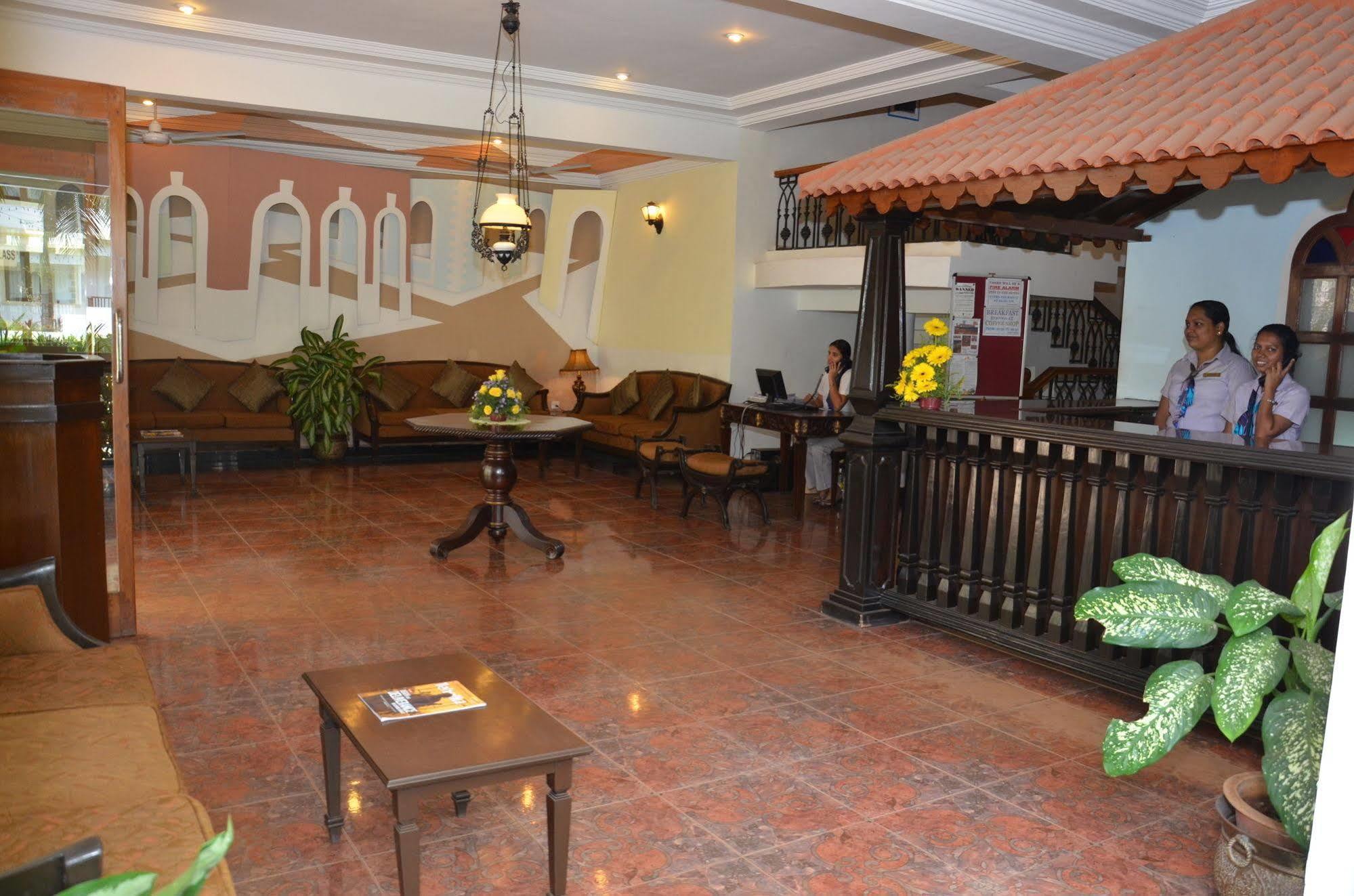 Sonesta Inns Beach Resort - Candolim Beach Экстерьер фото