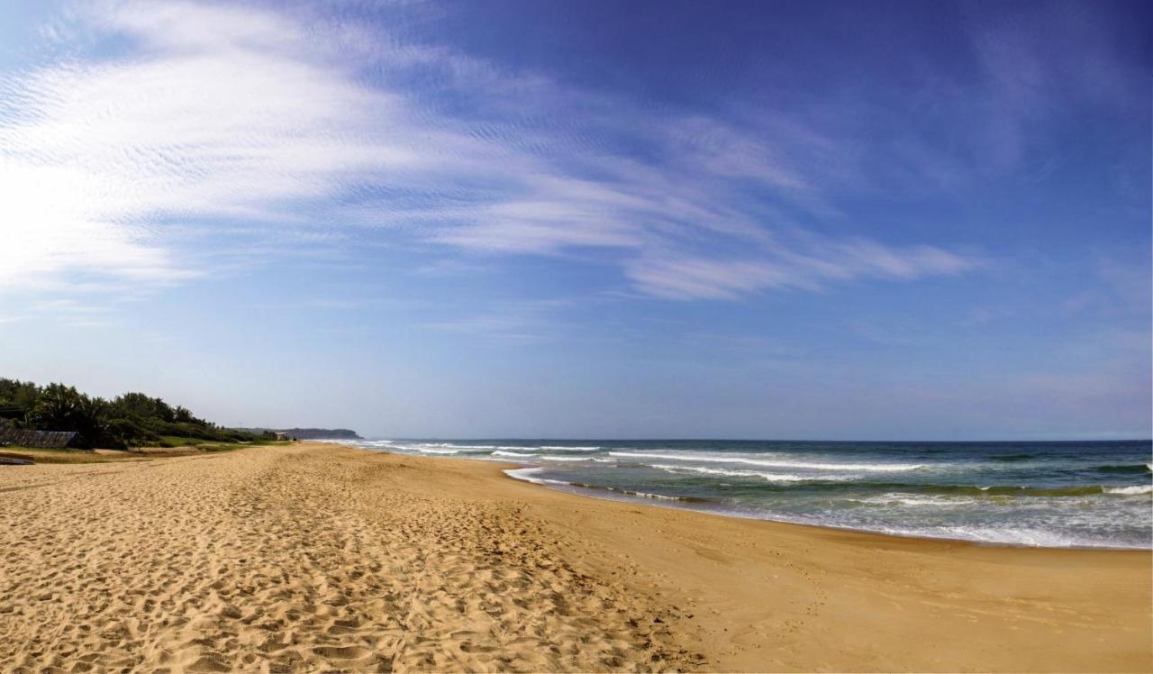 Sonesta Inns Beach Resort - Candolim Beach Экстерьер фото
