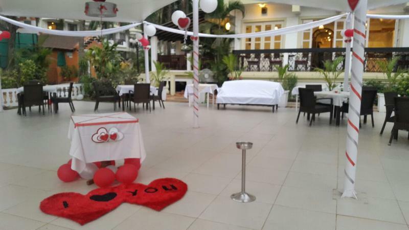 Sonesta Inns Beach Resort - Candolim Beach Экстерьер фото